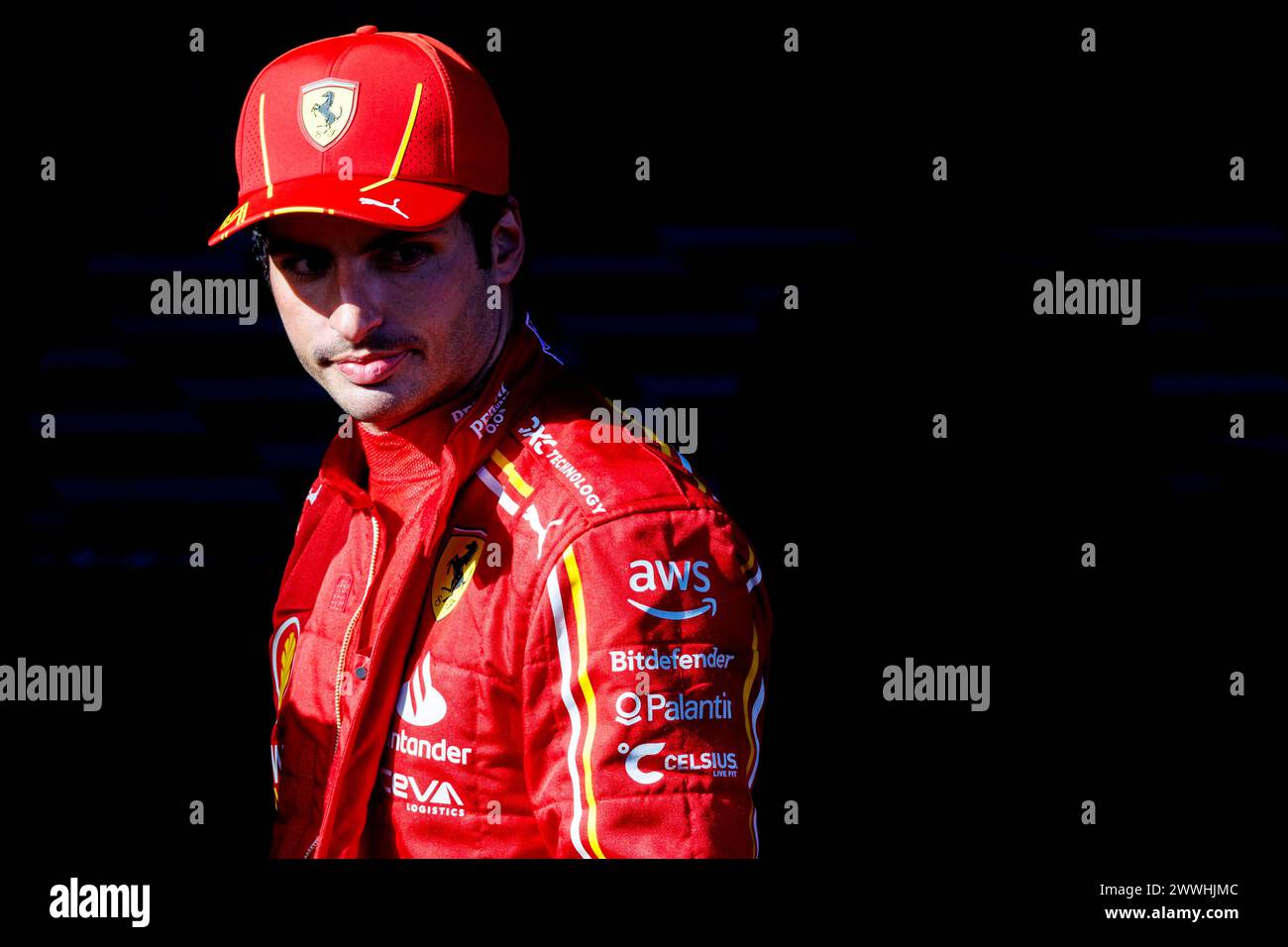 24. März 2024: Melbourne Grand Prix Circuit, Melbourne, Victoria, Australien; Formel 1 Grand Prix von Australien: Renntag; Nummer 55 Scuderia Ferrari Pilot Carlos Sainz Jr. Auf dem Podium nach dem Rennen Stockfoto