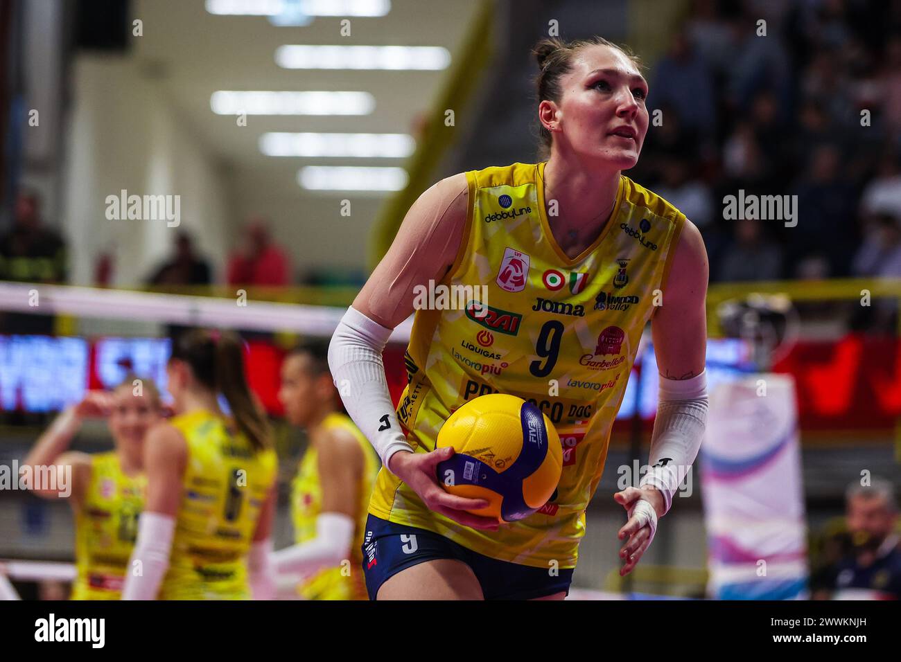 Busto Arsizio, Italien. März 2024. Marina Lubian #9 von Prosecco Doc Imoco Conegliano wurde während des Spiels der Volley Serie A Frauen 2023/24 zwischen UYBA E-Work Volley Busto Arsizio und Prosecco Doc Imoco Conegliano in der E-Work Arena gesehen. Quelle: SOPA Images Limited/Alamy Live News Stockfoto