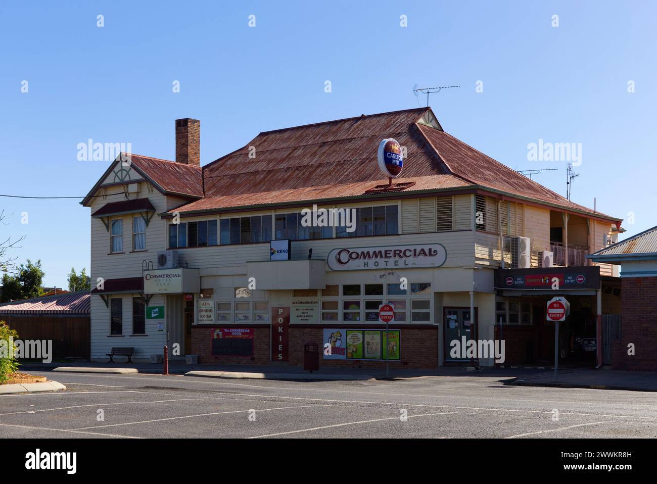 Das historische Commercial Hotel an der Day Street Tara Queensland Australien Stockfoto