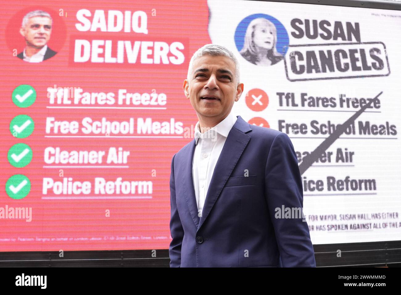 Bürgermeister von London Sadiq Khan bei der Eröffnung seiner Plakatkampagne im Zentrum von London für die Londoner Bürgermeisterwahl. Bilddatum: Montag, 25. März 2024. Stockfoto