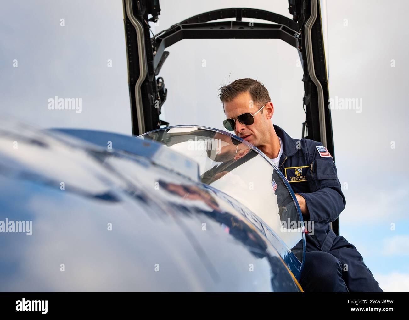 Die Blue Angels führen derzeit Wintertrainings in der Naval Air Facility (NAF) El Centro, Kalifornien, durch, um die kommende Flugschau-Saison 2024 vorzubereiten. Marineblau Stockfoto