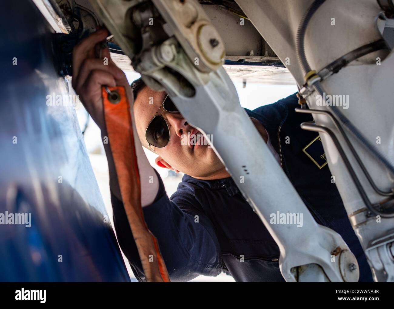 Die Blue Angels führen derzeit Wintertrainings in der Naval Air Facility (NAF) El Centro, Kalifornien, durch, um die kommende Flugschau-Saison 2024 vorzubereiten. Marineblau Stockfoto