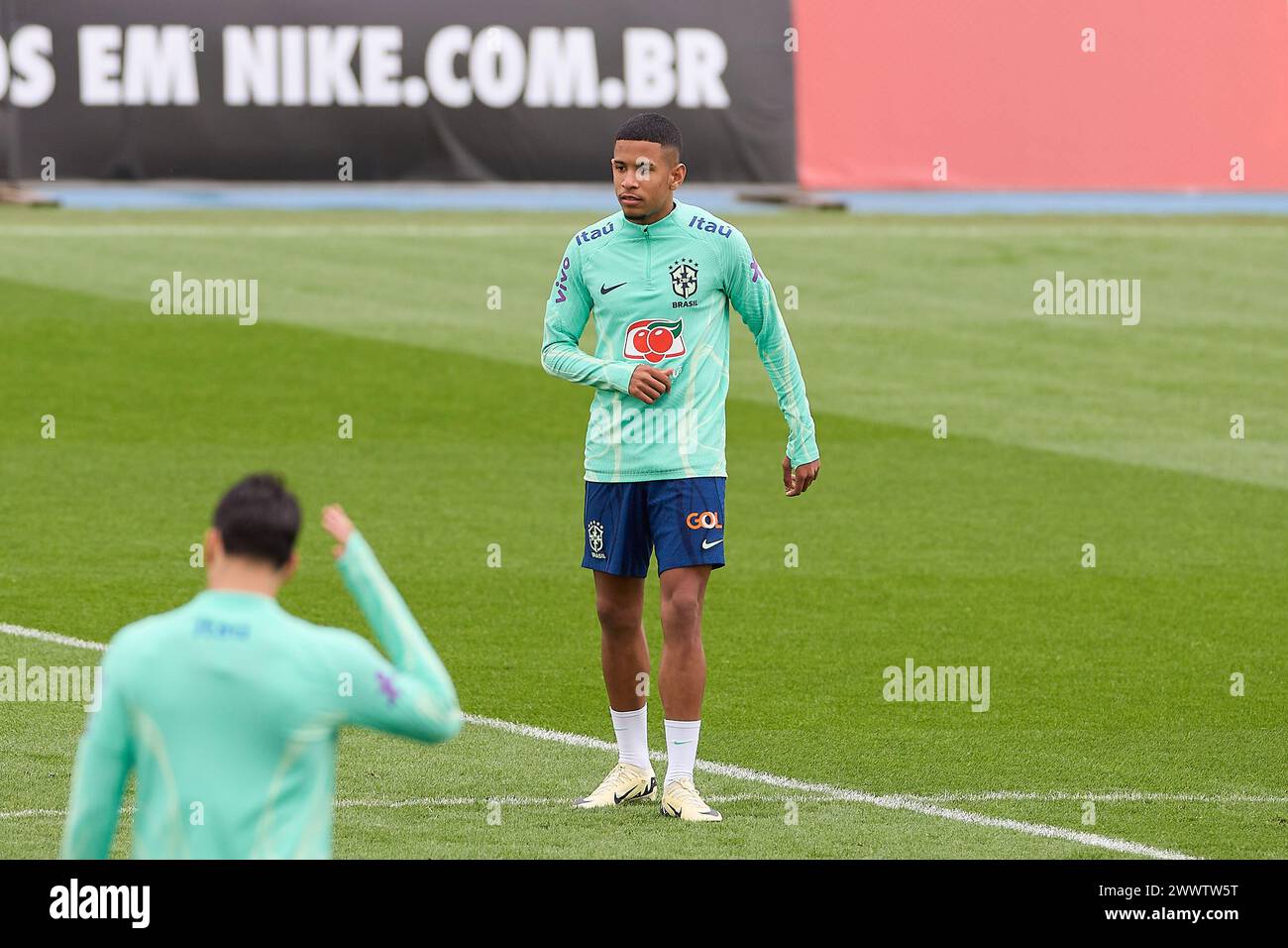 Madrid, Spanien. März 2024. Savio Moreira de Oliveira, bekannt als Savinho von Brasilien, während des Trainings der brasilianischen Fußballnationalmannschaft am Vorabend des internationalen Freundschaftsspiels zwischen Spanien und Brasilien im Alfredo Di Stefano Stadion. (Foto: Federico Titone/SOPA Images/SIPA USA) Credit: SIPA USA/Alamy Live News Stockfoto