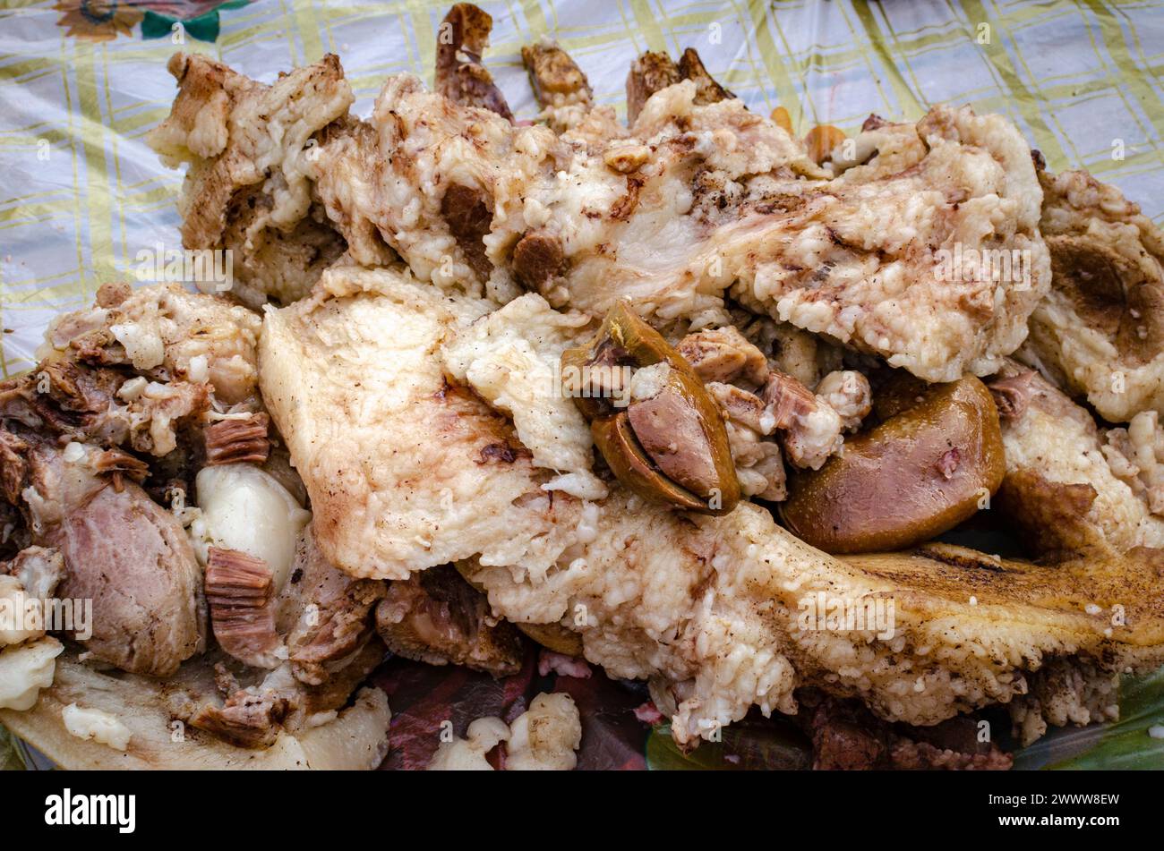 Schweinefleisch, Schmalz, Leber und Schlachtnebenerzeugnisse, gekocht und fein gehackt, Zutaten für Leberwürste, Leberwürste Stockfoto