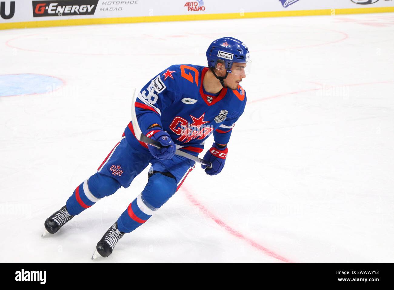 Sankt Petersburg, Russland. März 2024. SKA Hockey Club Spieler Grigory Kuzmin (56) in Aktion während des Spiels der Kontinental Hockey League, Gagarin Cup, Match 5, Finalsaison 1/4 KHL 2023 - 2024 zwischen SKA St. Petersburg und Avtomobilist Jekaterinburg in der SKA Arena. (Endnote; SKA St. Petersburg 4:5 Avtomobilist Jekaterinburg) Credit: SOPA Images Limited/Alamy Live News Stockfoto