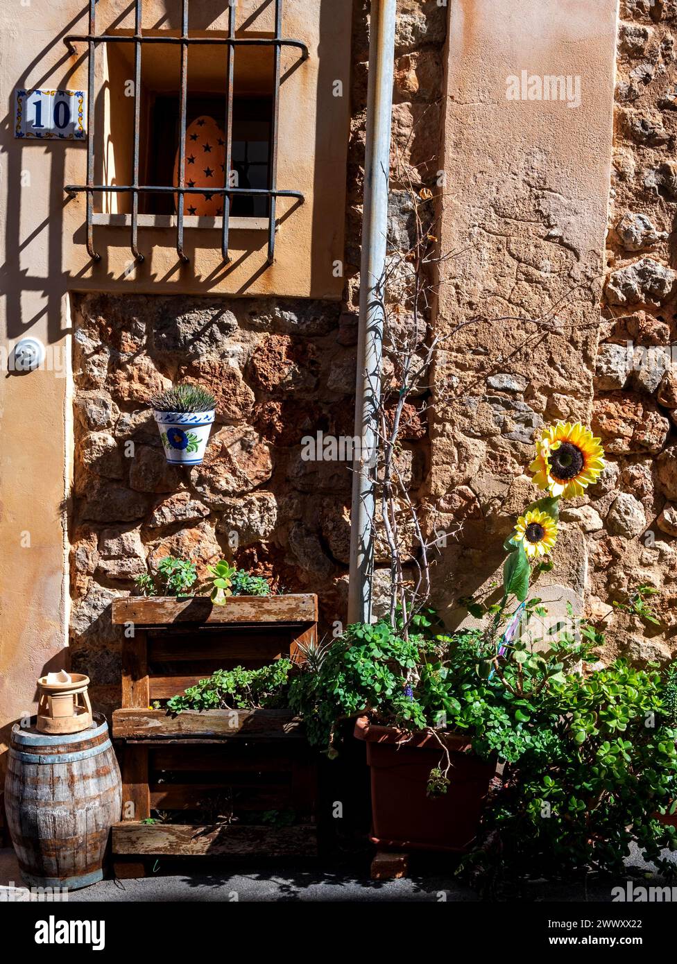 Idyllische Szene im Bergdorf Banyalbufar, Serra de Tramuntana, Mallorca, Balearen, Spanien Stockfoto