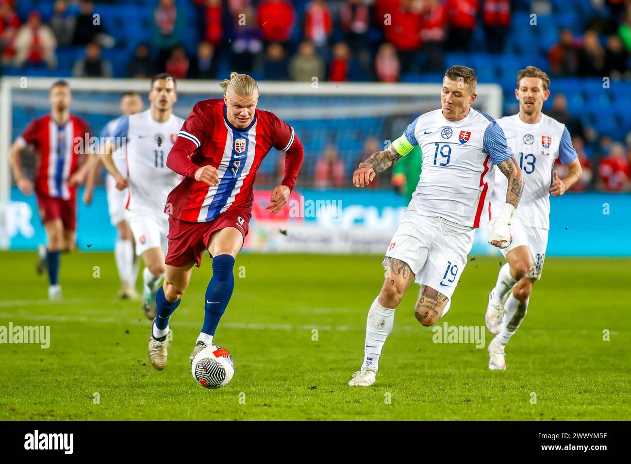 Oslo, Norwegen, 26. März 2024. Der Norweger Erling Braut Haaland jagt den Ball im Freundschaftsspiel zwischen Norwegen und der Slowakei im Ullevål Stadium in Oslo Credit: Frode Arnesen/Alamy Live News Stockfoto