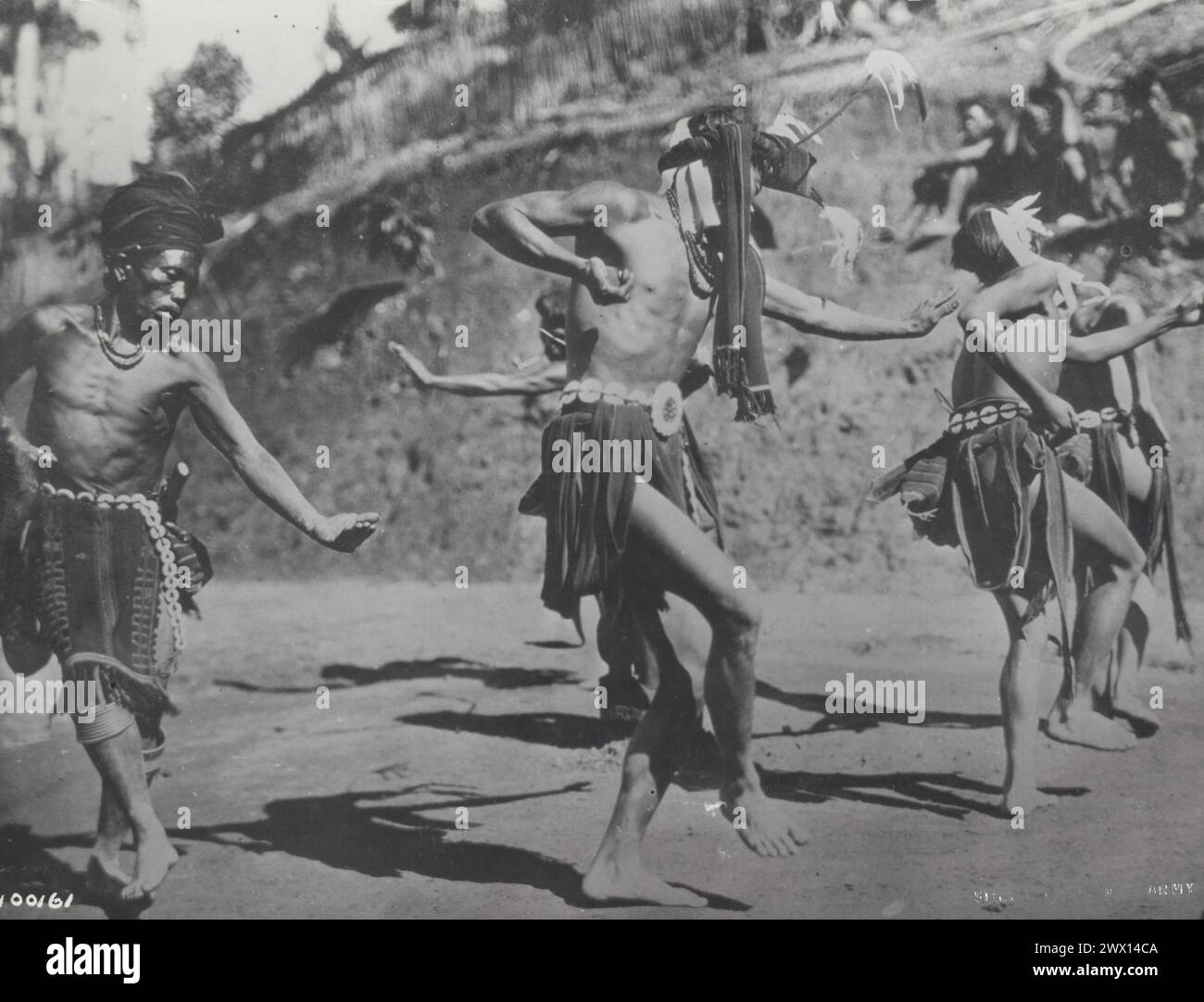 Ifugao-Tanz. Bergprovinz, Luzon, Philippinen CA. 1910er bis 1930er Jahre Stockfoto