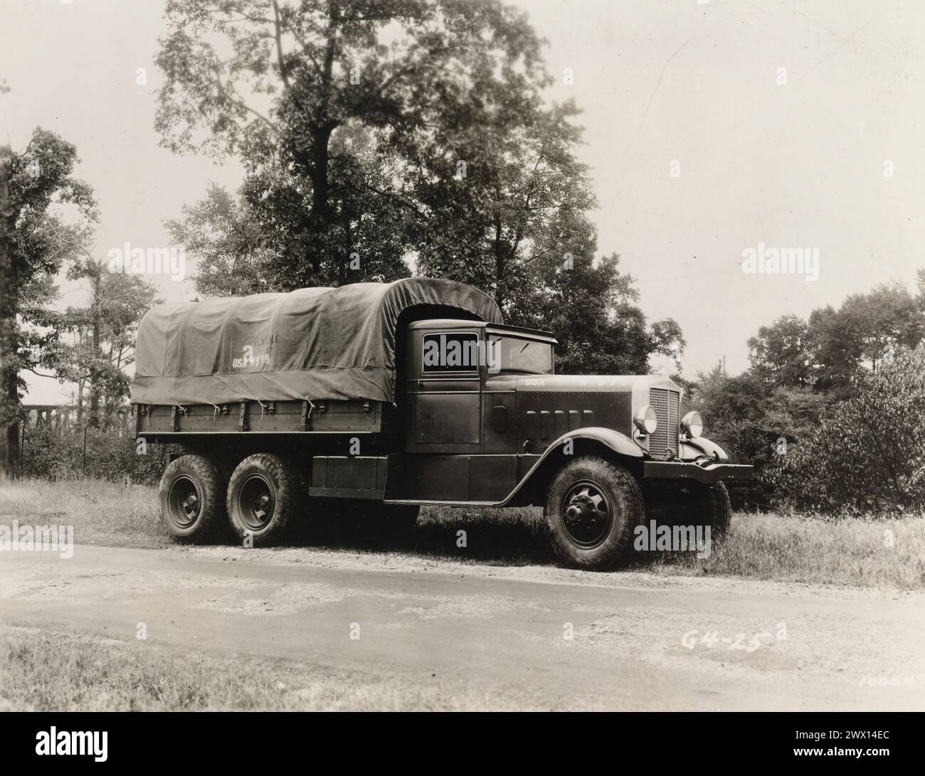 7 1/2 bis 9 Tonnen, 6 Räder, 6 Räder, 6 Räder, qm. C. konstruiertes und gebautes Fahrzeug ca. Wahrscheinlich 1925-1935 Stockfoto