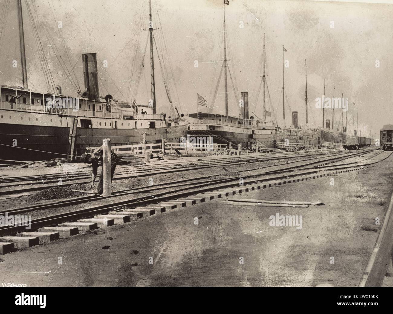 Originalüberschrift: Kubanische Besetzung 1898-1900. Transporte in Port Tampa bereit zum Verladen, Florida Stockfoto