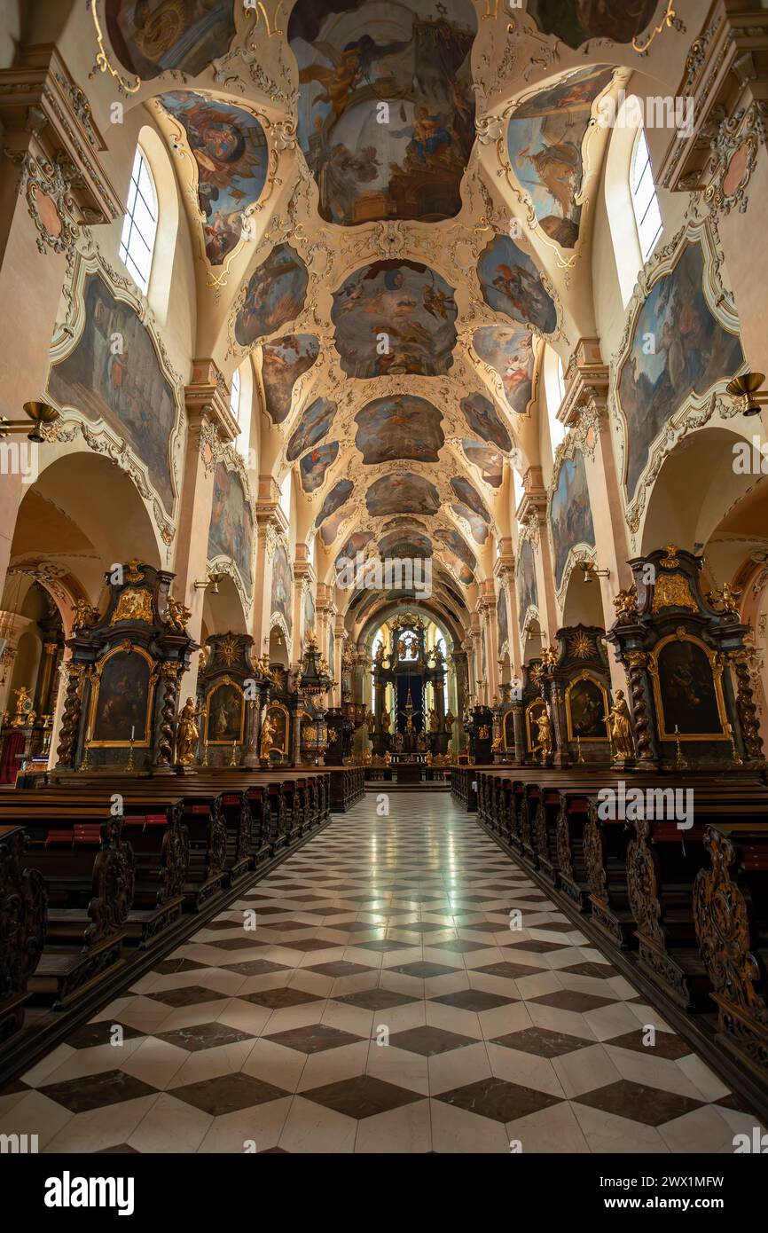 Das Kloster Strahov (tschechisch Strahovsky klaster) ist eine Prämonstratenserabtei, die 1143 in Mittelböhmen gegründet wurde Stockfoto