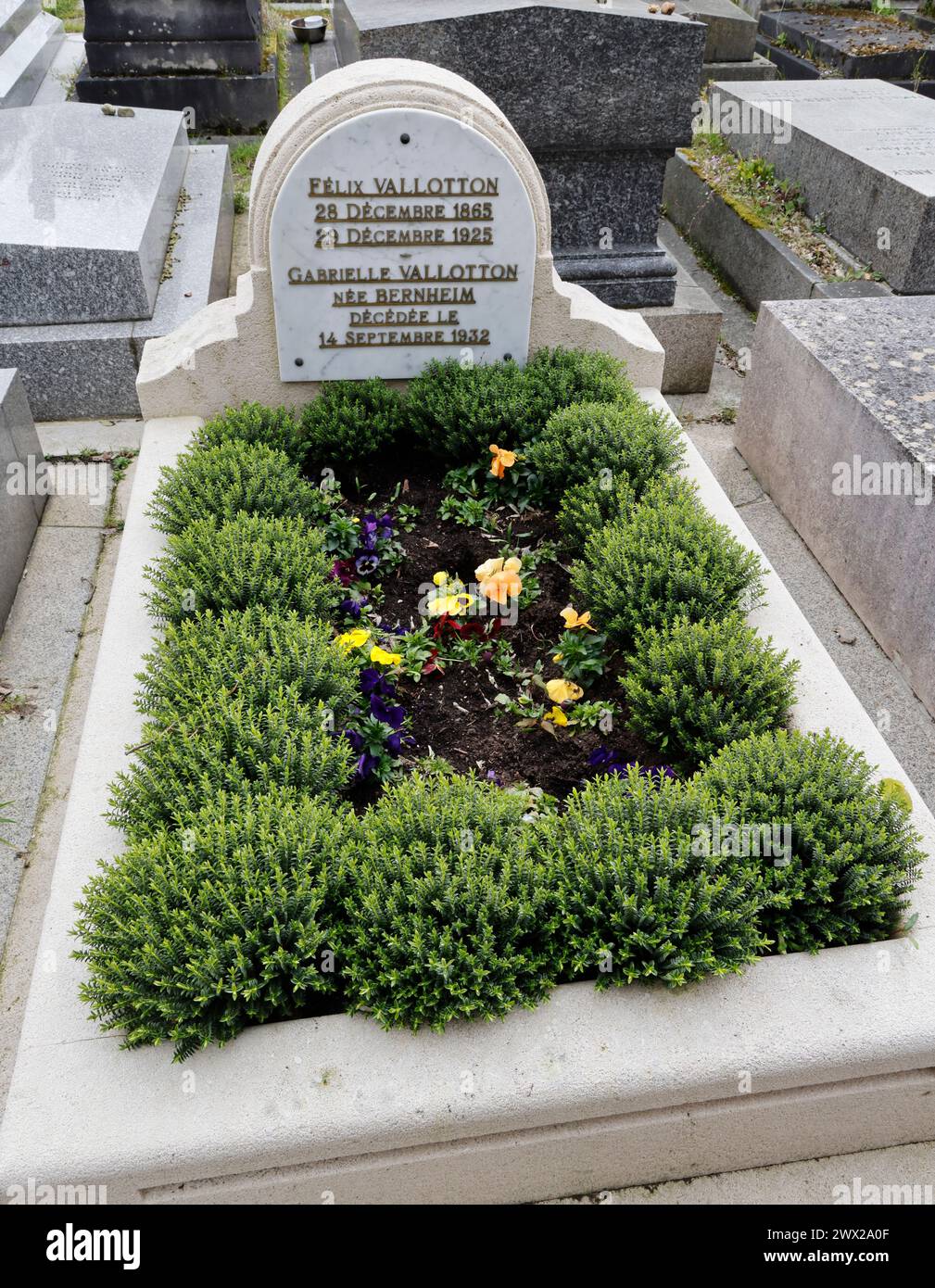 MONTPARNASSE FRIEDHOF BERÜHMTE GRÄBER PARIS Stockfoto