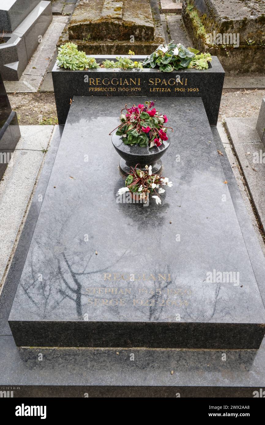MONTPARNASSE FRIEDHOF BERÜHMTE GRÄBER PARIS Stockfoto