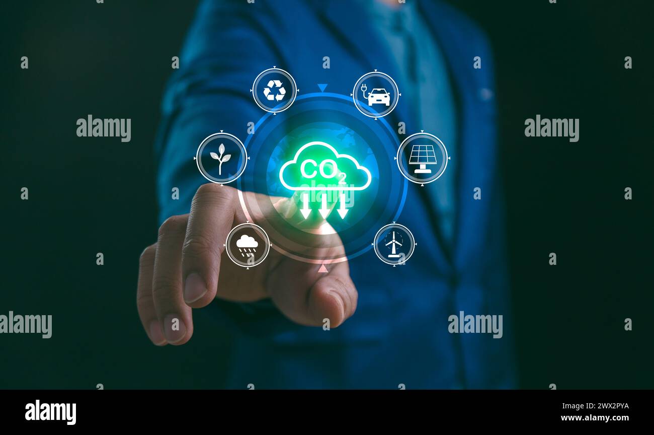Reduzieren Sie CO2-Emissionen und CO2-Fußabdruck, um die globale Erwärmung und den Klimawandel zu begrenzen. Nachhaltige Entwicklung und umweltfreundliches Unternehmen auf Basis erneuerbarer Energien Stockfoto