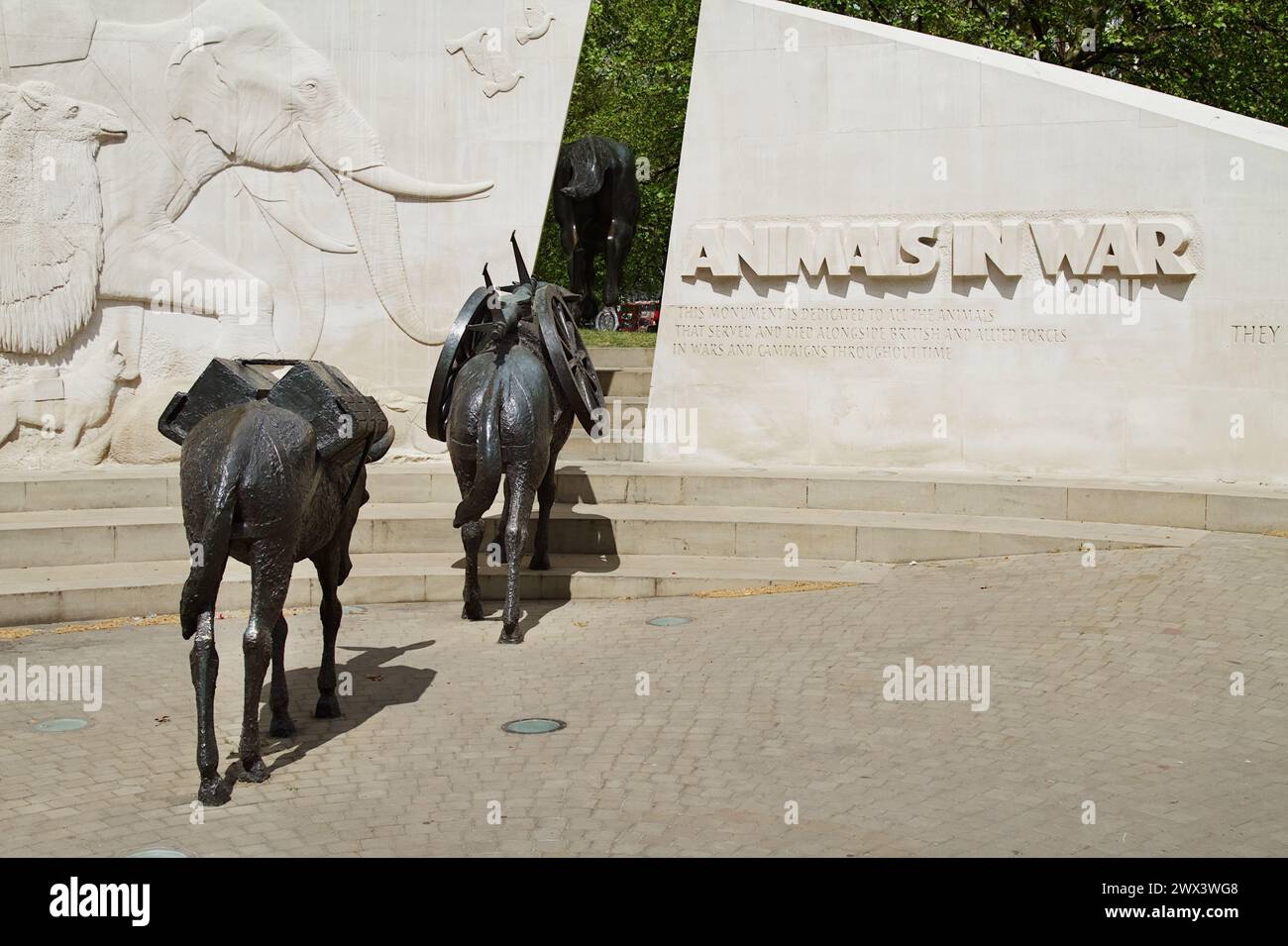 Skulptur von Bronzepferden, Maultiere der Tiere im war Memorial, Hyde Park, London, Großbritannien Stockfoto