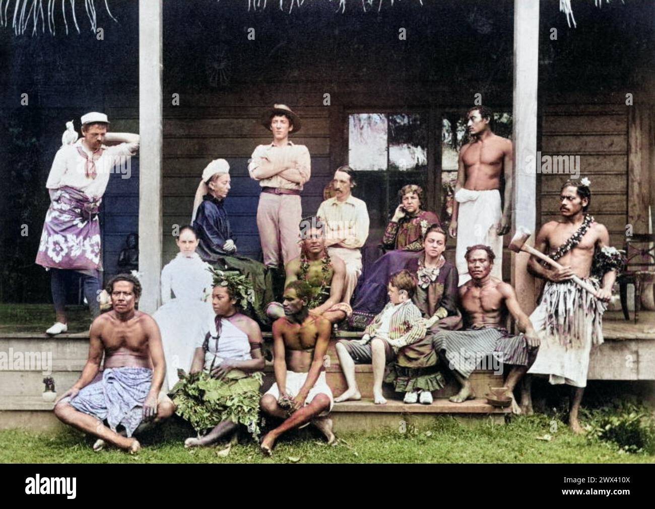 ROBERT LOUIS STEVENSON (1850–1894), ein schottischer Schriftsteller, der mit seiner Frau, seiner Mutter und Lloyd Osbourne in Samoa saß. Stockfoto