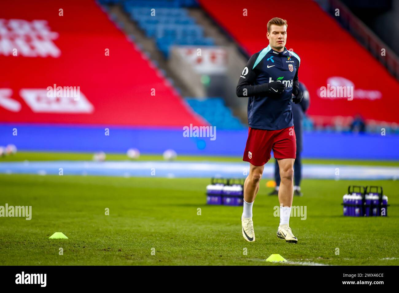 Oslo, Norwegen, 26. März 2024. Der Norweger Alexander Sørloth während des Aufwärmens vor dem Freundschaftsspiel zwischen Norwegen und der Slowakei im Ullevål-Stadion in Oslo Credit: Frode Arnesen/Alamy Live News Stockfoto