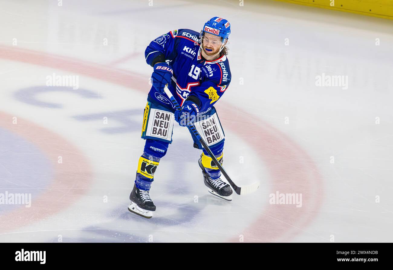 Nr. 19 Steve Kellenberger, Defender EHC Kloten. (Kloten, Schweiz, 29.02.2024) Stockfoto