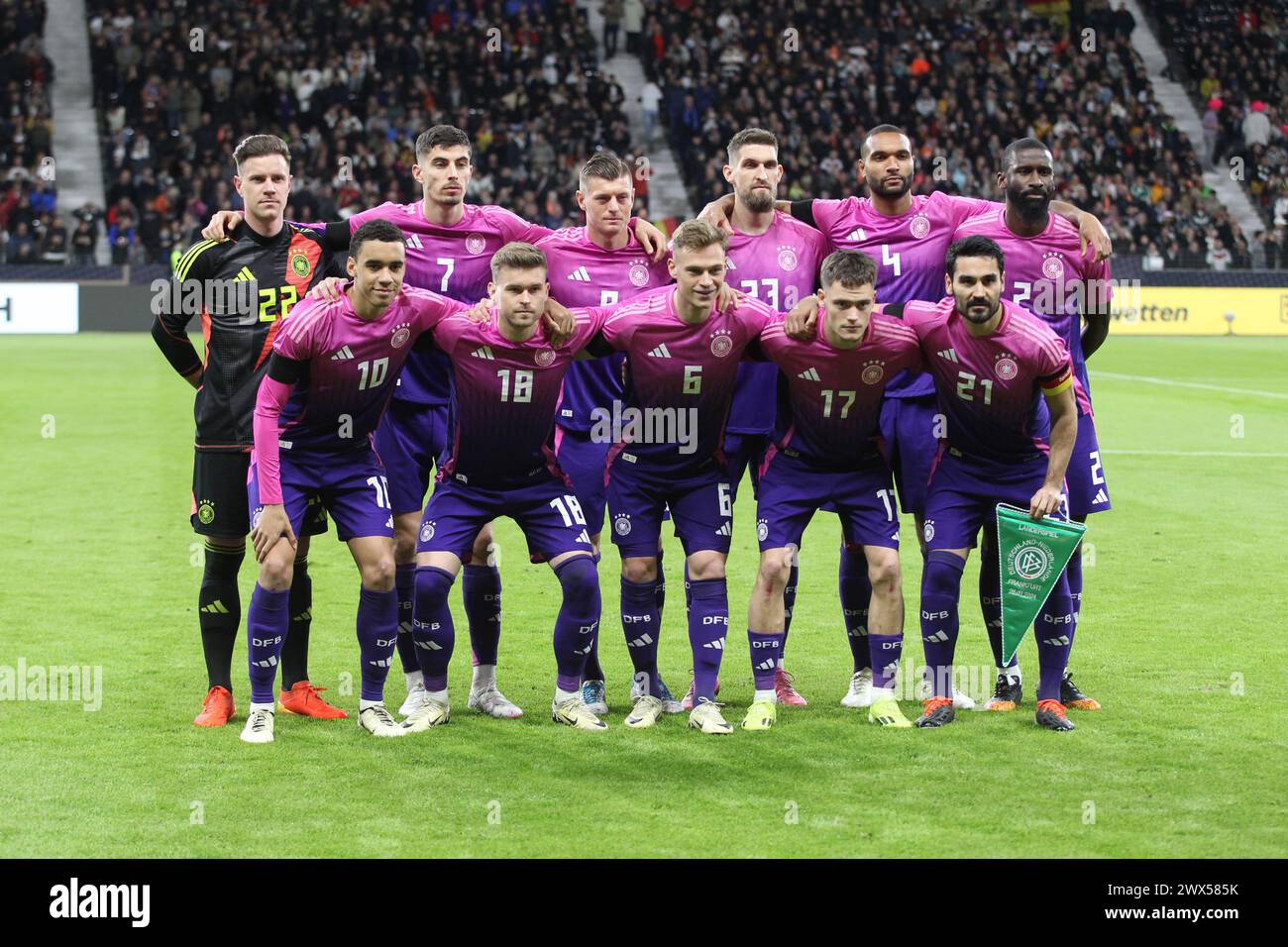 Frankfurt, Deutschland - 26. MÄRZ 2024: #10 Jamal Musiala, #18 Maximilian Mittelstädt, #6 Joshua Kimmich, #17 Florian WIRTZ, #4 Jonathan Tah #21 Ilkay Gündogan © , #22 Marc-André ter Stegen, Keeper, #7 Kai Havertz, Toni KROOS, #23 Robert Andrich, #4 Jonathan Tah, #2 Antonio Rüdiger, - der deutsche Auftritt vor dem Freundschaftsspiel zwischen der DEUTSCHEN Nationalmannschaft und der NIEDERLÄNDISCHEN Nationalmannschaft im Frankurter Fußballstadion in Frankfurt am Main am 26. März 2024, - Deutschland gegen NIEDERLANDE - - die Deutsche Fussball Nationalmannschaft beim Freundschaftsspiel gegen Holla Stockfoto