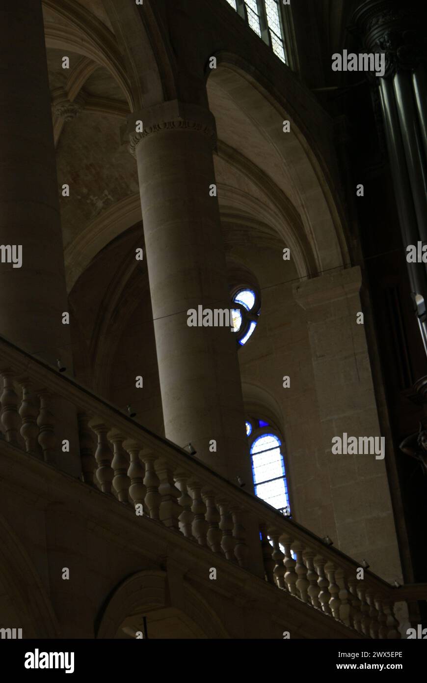 L'Église Saint-Étienne-du-Mont est une Église située sur la Montagne Sainte-Geneviève, dans le 5e arrondissement de Paris, à proximité du Lycée Henri - Stockfoto