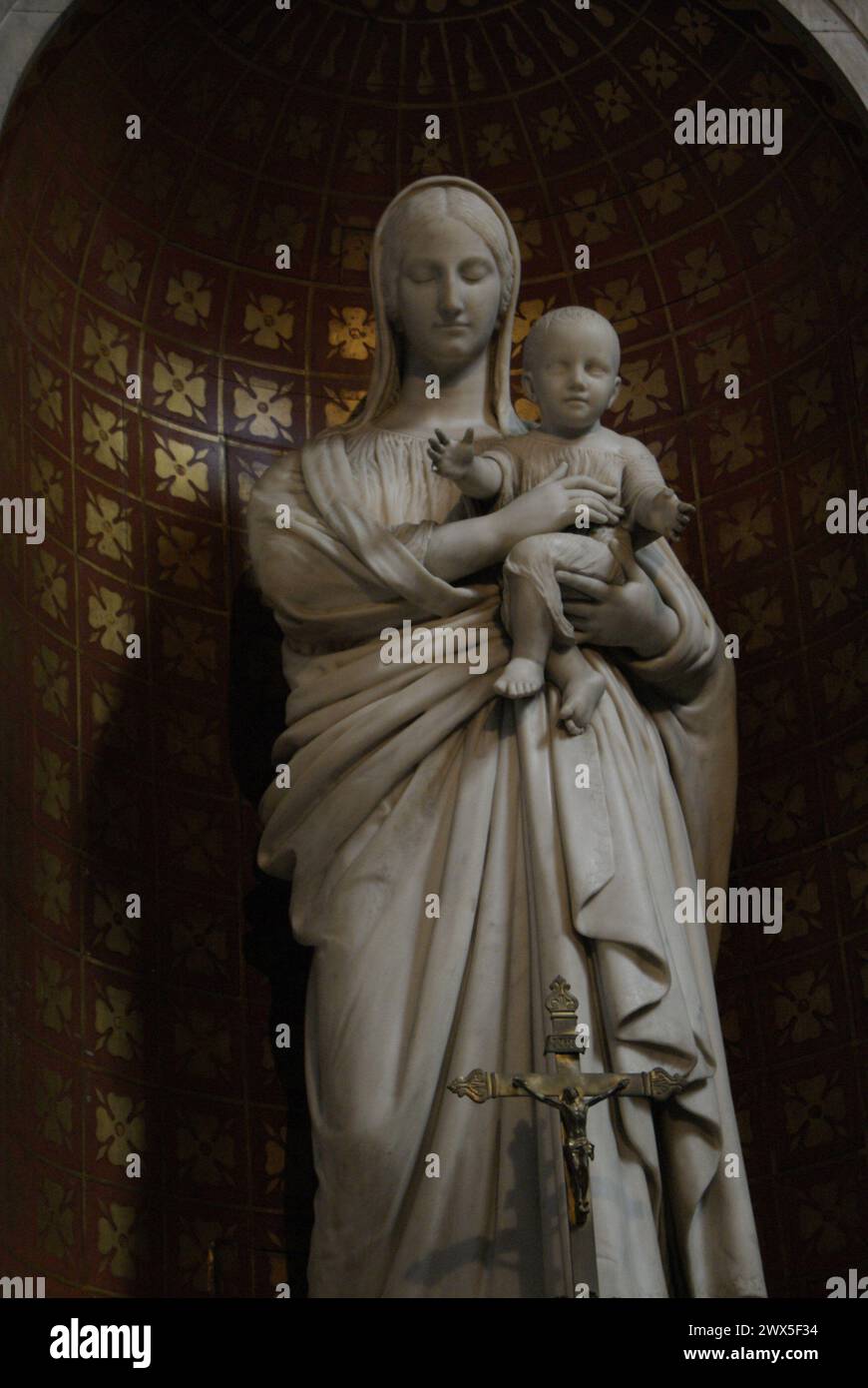 L'Église Saint-Étienne-du-Mont est une Église située sur la Montagne Sainte-Geneviève, dans le 5e arrondissement de Paris, à proximité du Lycée Henri - Stockfoto