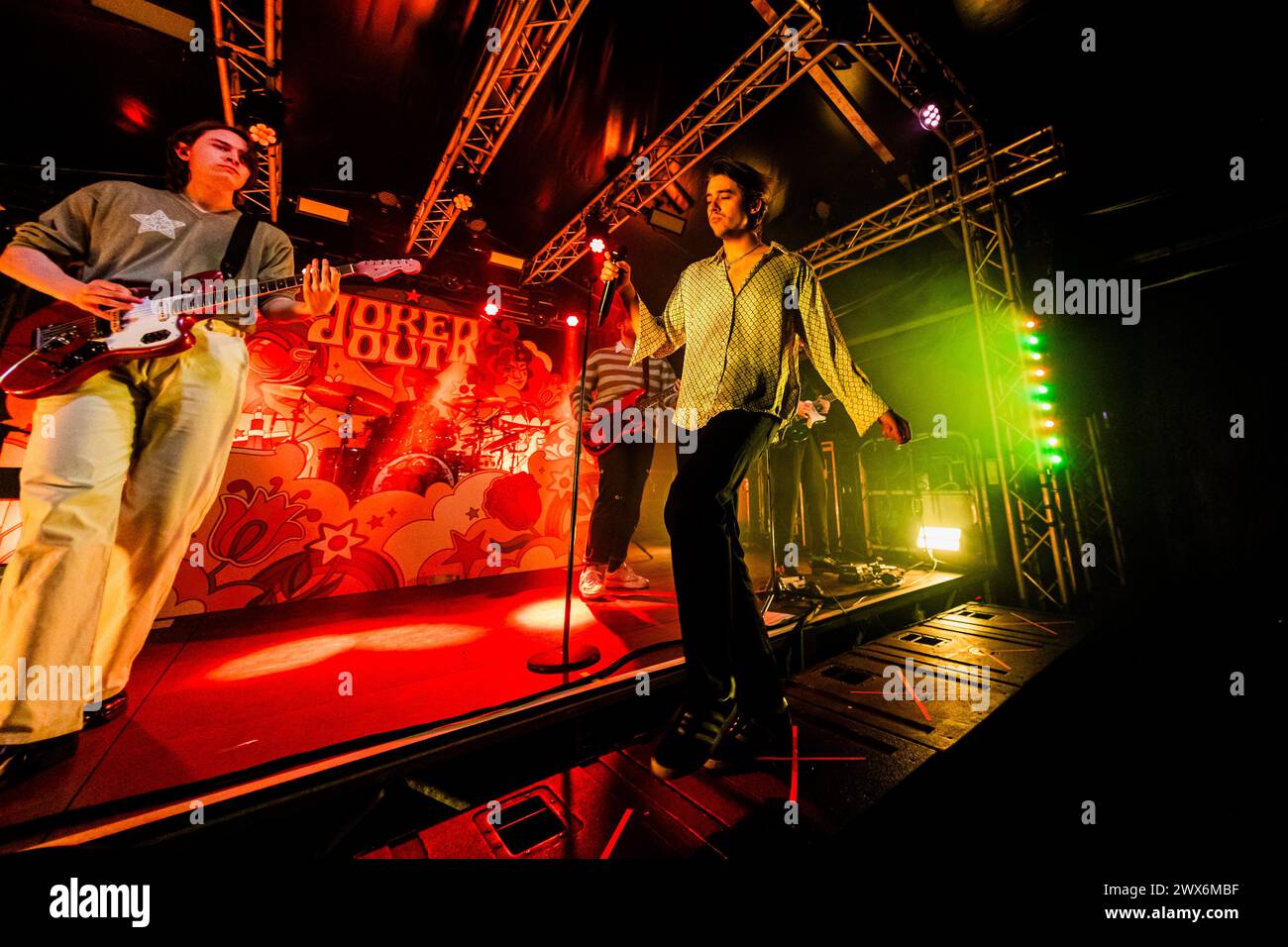 Mailand, Italien. März 2024. Bojan Cvjeti?anin von der slowenischen Indie-Rock-Band Joker Out tritt live im Circolo Magnolia in Mailand auf. Quelle: SOPA Images Limited/Alamy Live News Stockfoto