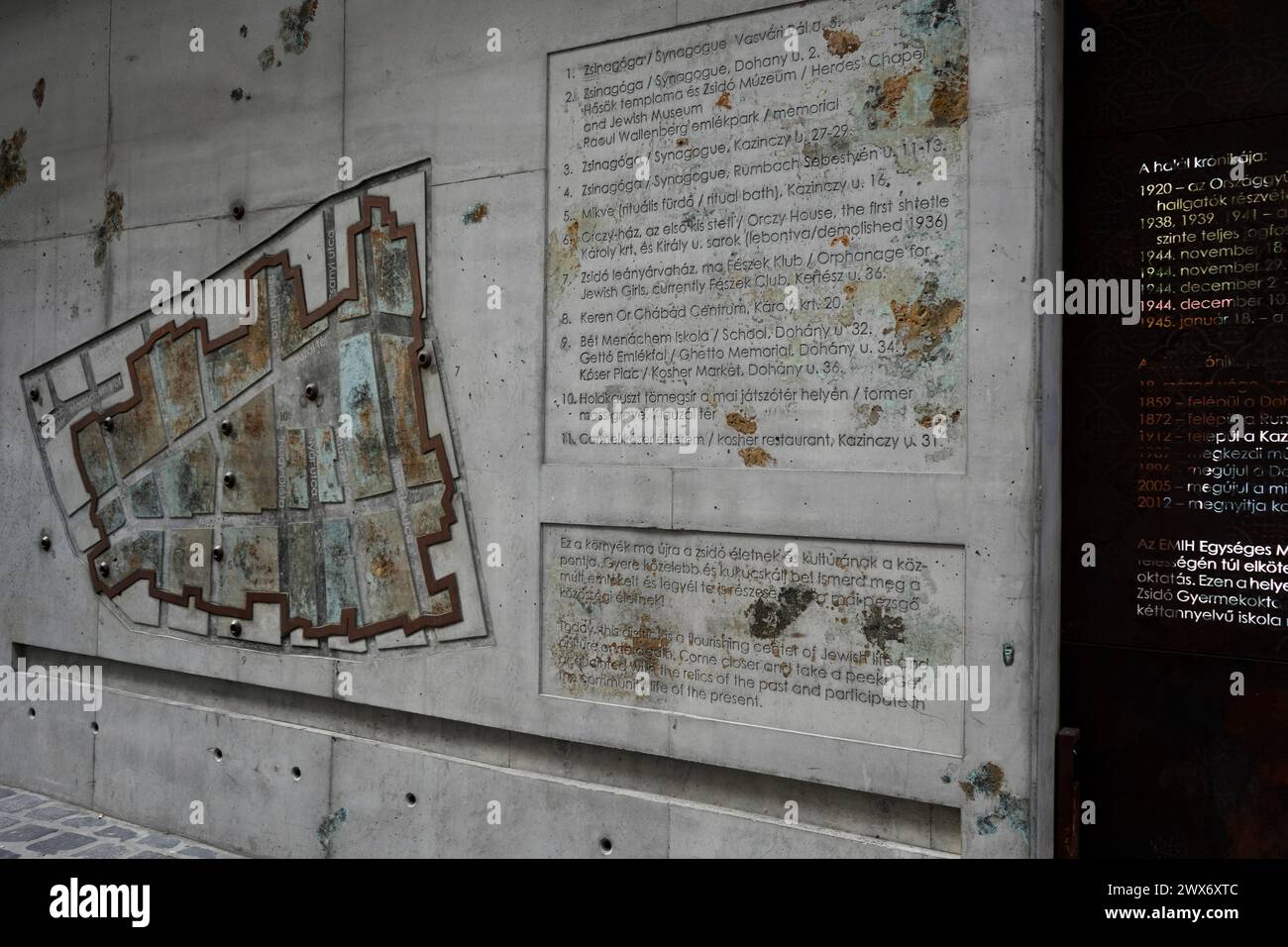 Relief-Karte aus Beton und Metall des jüdischen Viertels. Stockfoto