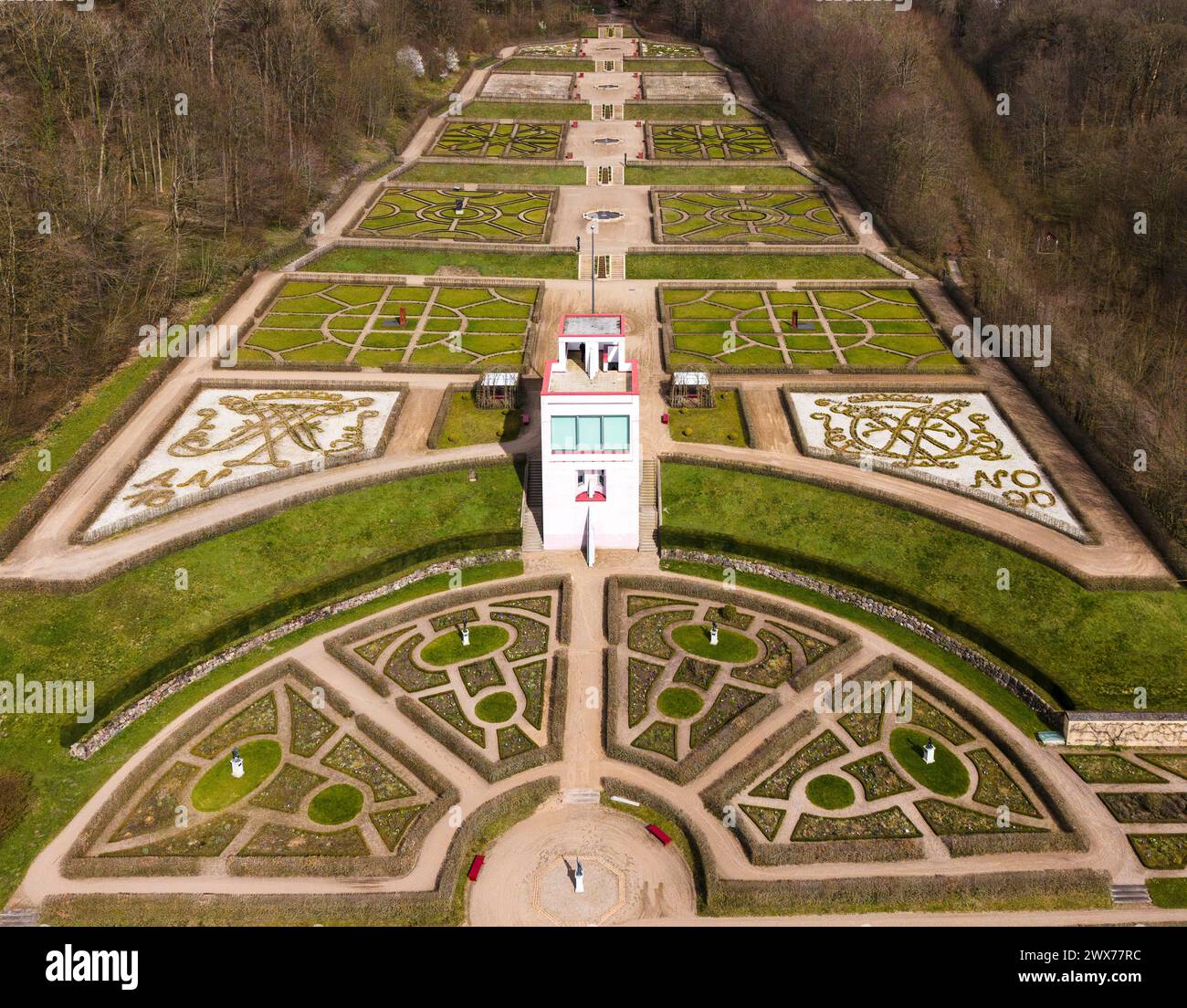 Die Sonne scheint auf das Globushaus auf Schloss Gottorf in Schleswig an der Schlei Stockfoto