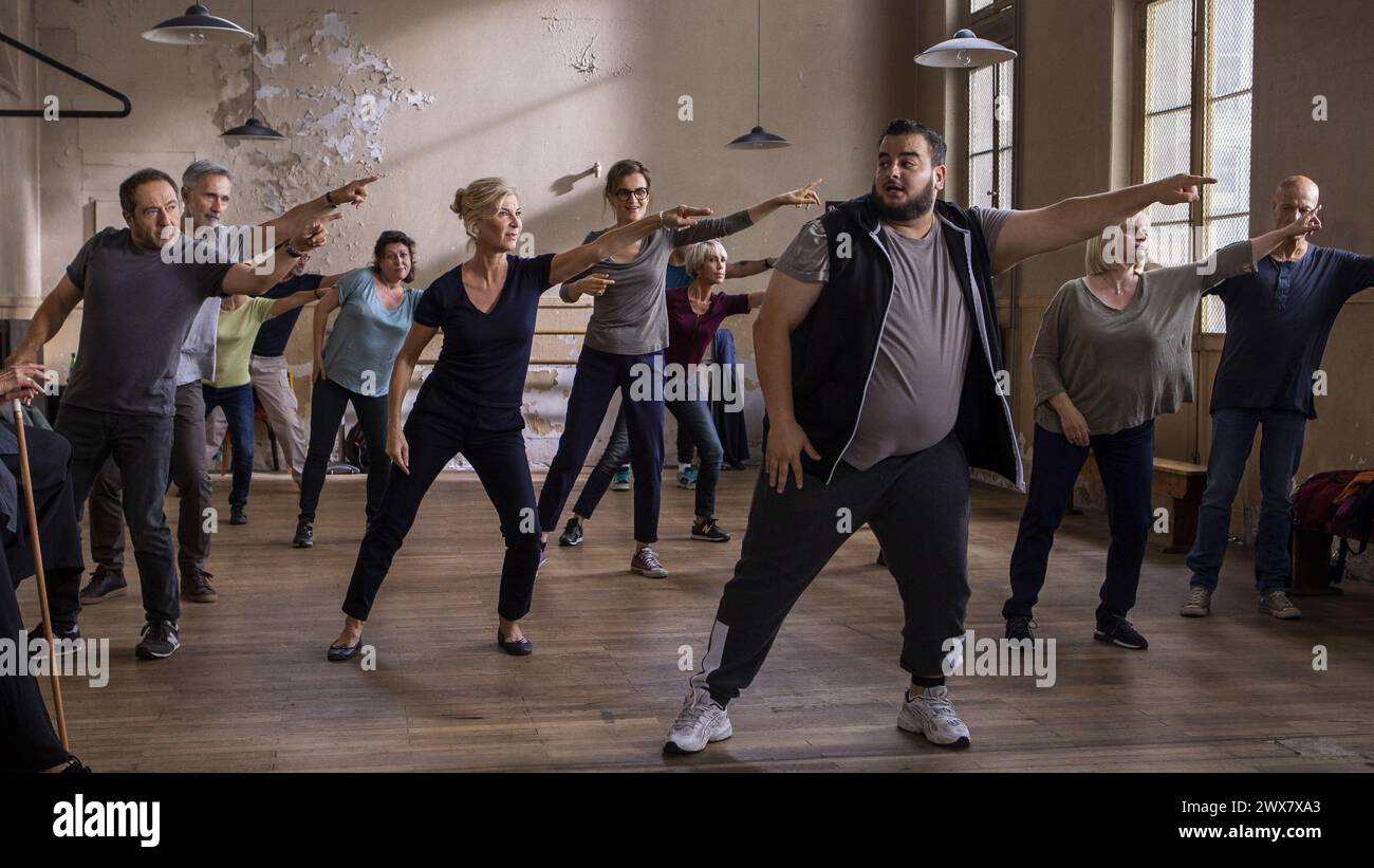 Alors on Dance Jahr : 2021 Frankreich Regie : Michèle Laroque Isabelle Nanty, Michèle Laroque, Thierry Lhermitte, Patrick Timsit Stockfoto