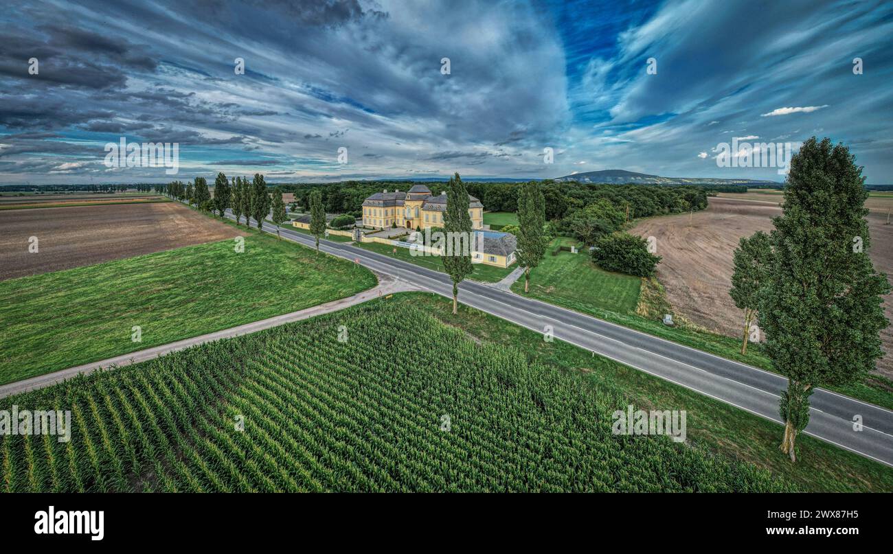 Schloss Niederweiden Engelhartstetten Marchfeld Niederösterreich Stockfoto