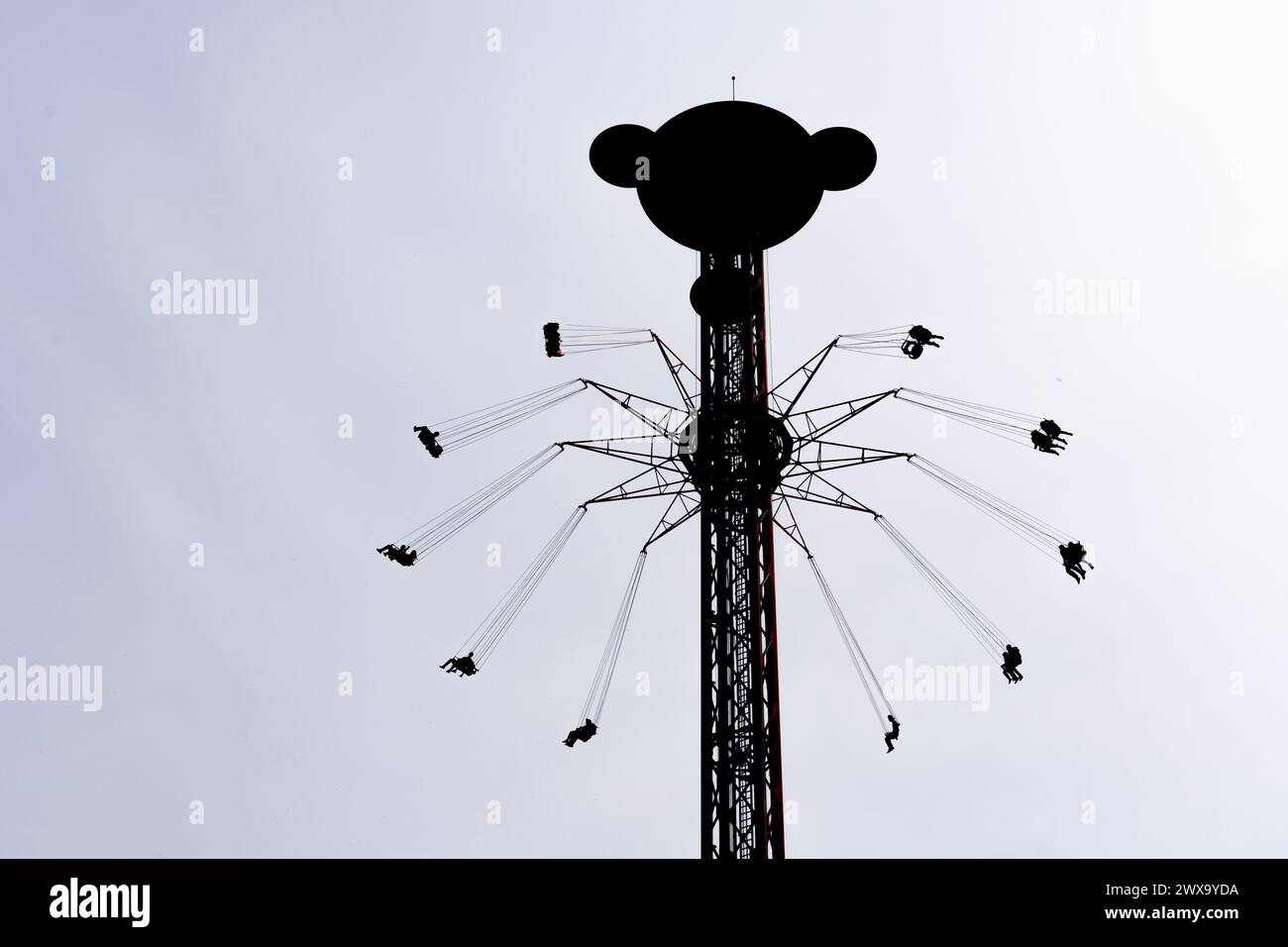 Flugschaukel in einem Vergnügungspark Stockfoto