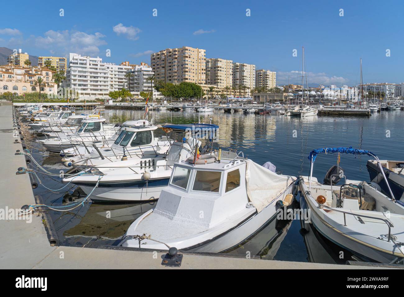 Estepona Marina an der costa del sol Stockfoto