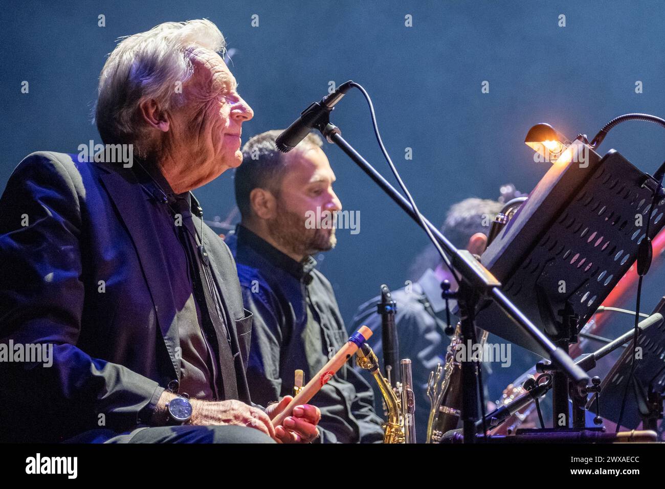 Stuttgart Pepe Lienhard Orchester - Tribut to Enio Morricone GER, Pepe Lienhard Orchester - Tribut to Enio Morricone, 28.03.2024 Stuttgart, Theaterhaus, Deutschland *** Stuttgart Pepe Lienhard Orchestra Tribute to Enio Morricone GER, Pepe Lienhard Orchestra Tribute to Enio Morricone, 28 03 2024 Stuttgart, Theaterhaus, Deutschland Copyright: XEibner-Pressefoto/deondox EP_WST Stockfoto