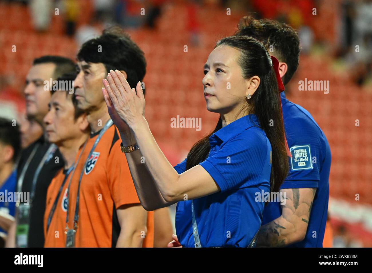 Bangkok, Thailand. März 2024. Präsident des thailändischen Fußballverbandes Nualphan Lamsam in der Qualifikationsrunde der Asiatischen Weltmeisterschaft, in der zweiten Runde, im Spiel der Gruppe C zwischen Thailand und Südkorea im Rajamangala-Stadion. Endstand; Thailand 0:3 Südkorea. (Foto: Kittinun Rodsupan/SOPA Images/SIPA USA) Credit: SIPA USA/Alamy Live News Stockfoto