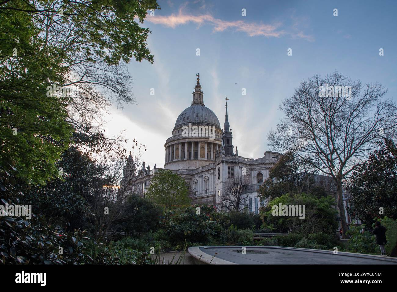 St. Pauls Catherdral London am Abend Sonnenuntergang Stockfoto