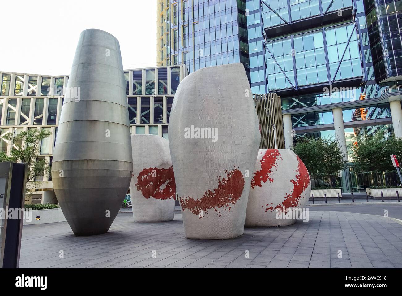 Öffentliche Kunstwerke im Freien in der Shelley Street in Barangaroo, Sydney, Australien Stockfoto