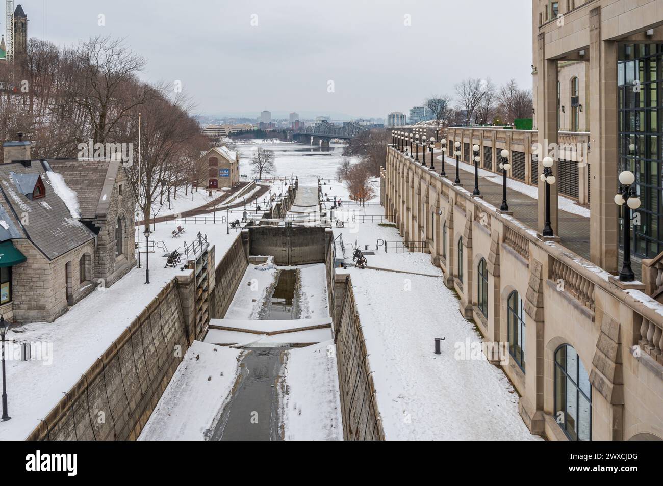 Rideau Canal Schleusen, leer und im Winter schneebedeckt Stockfoto