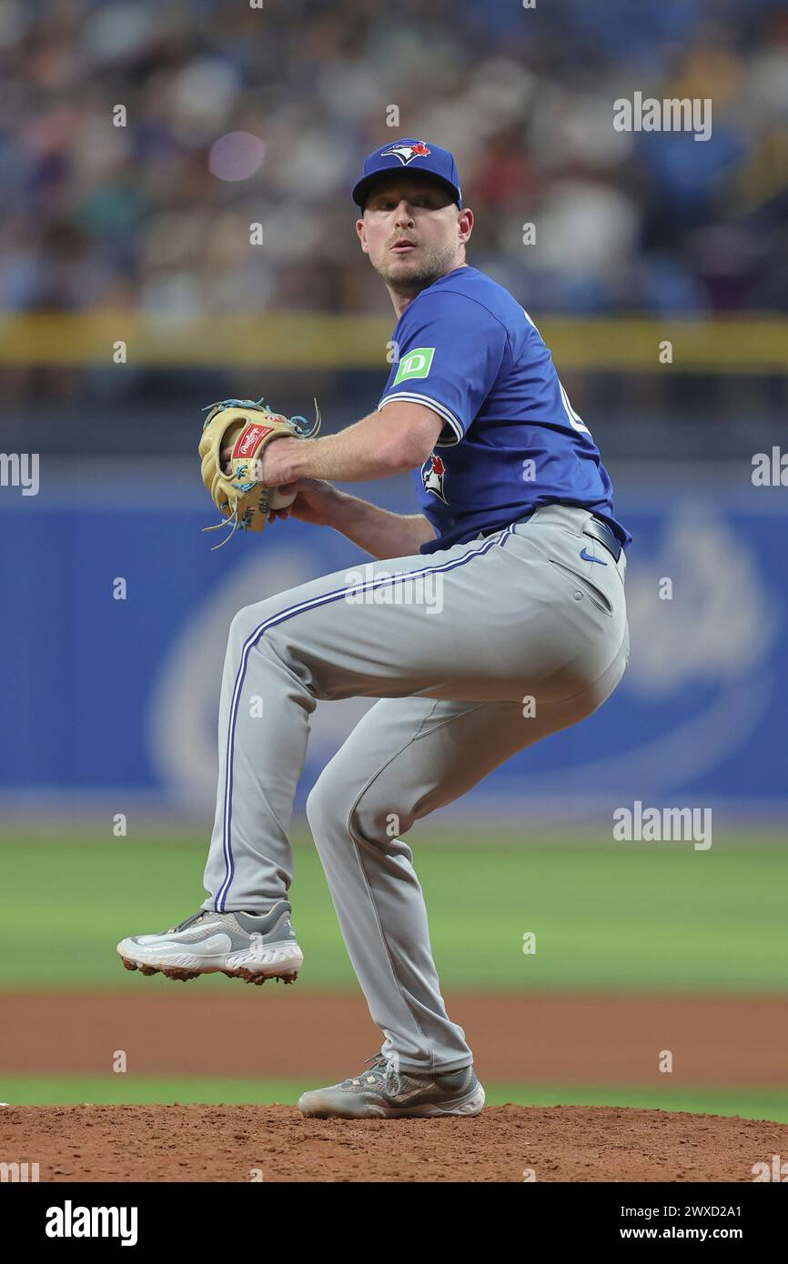 St. Petersburg, FL: Der Toronto Blue Jays Relief Pitcher Wes Parsons (46) liefert am 29. März 2024 einen Platz während eines MLB-Spiels gegen die Tampa Bay Rays Stockfoto