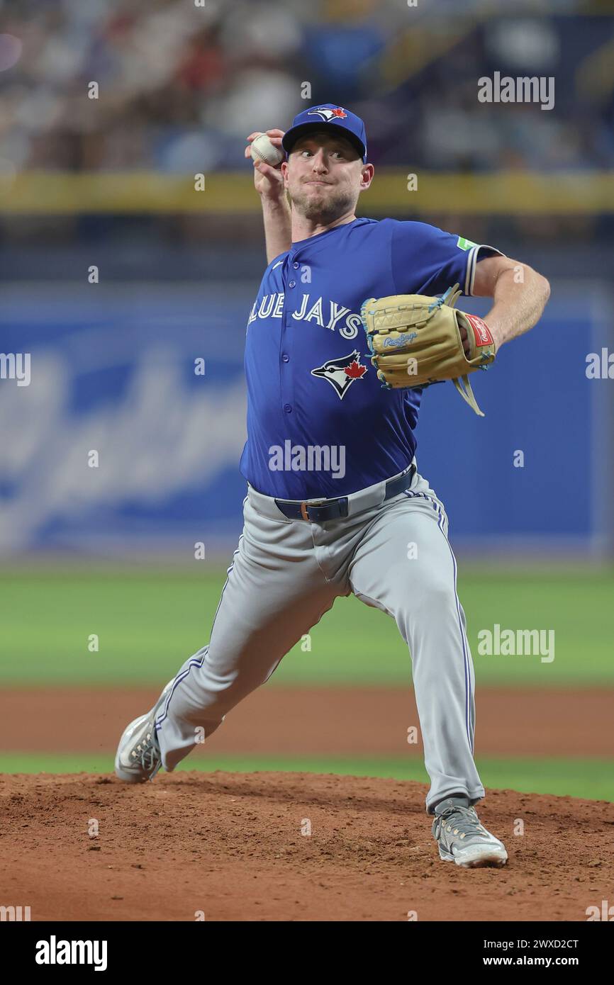 St. Petersburg, FL: Der Toronto Blue Jays Relief Pitcher Wes Parsons (46) liefert am 29. März 2024 einen Platz während eines MLB-Spiels gegen die Tampa Bay Rays Stockfoto