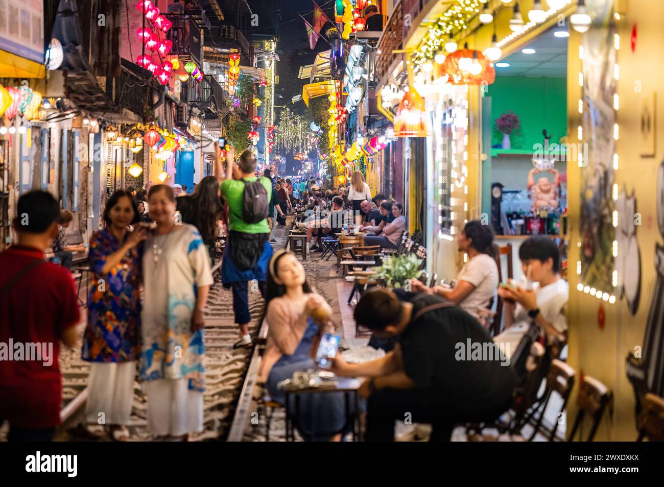 Hanoi Train Street in der Altstadt von Hanoi, Vietnam. Stockfoto