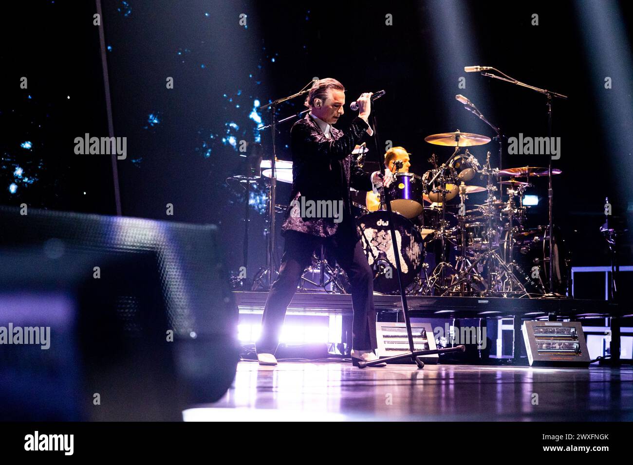 Mailand, Italien. 30. März 2024. Dave Gahan von Depeche Mode tritt am 30 2024. März live im Mediolanum Forum in Mailand auf. Credit: Mairo Cinquetti/Alamy Live News Stockfoto