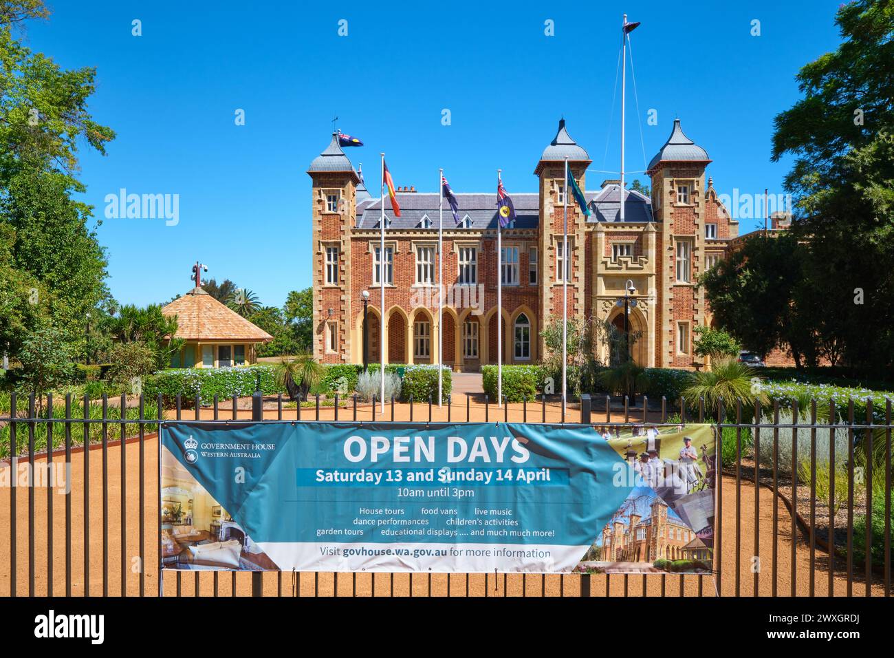 Government House, die offizielle Residenz des Gouverneurs von Western Australia, erbaut 1859-1864 im Stil des jakobinischen Revival in Perth, Western Australia Stockfoto