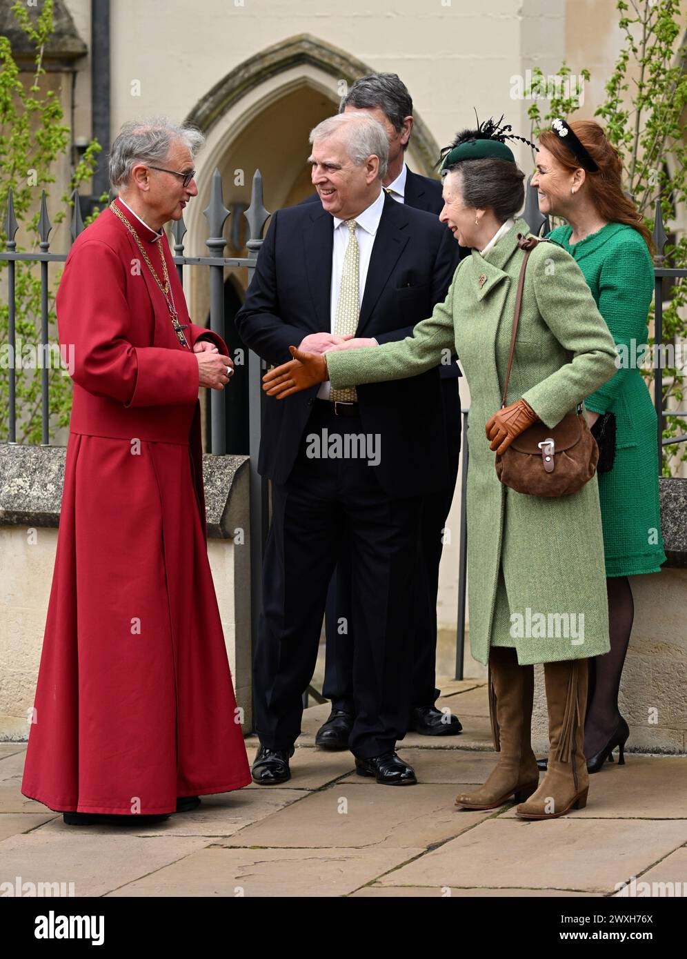 Windsor, Großbritannien. März 31 2024. Prinz Andrew, Prinzessin Anne und die Herzogin von York, die am Ostersonntag in der St.-GeorgeÕs-Kapelle auf Schloss Windsor am Ostersonntag am Mattins-Ostergottesdienst teilnahmen. Quelle: Doug Peters/EMPICS/Alamy Live News Stockfoto