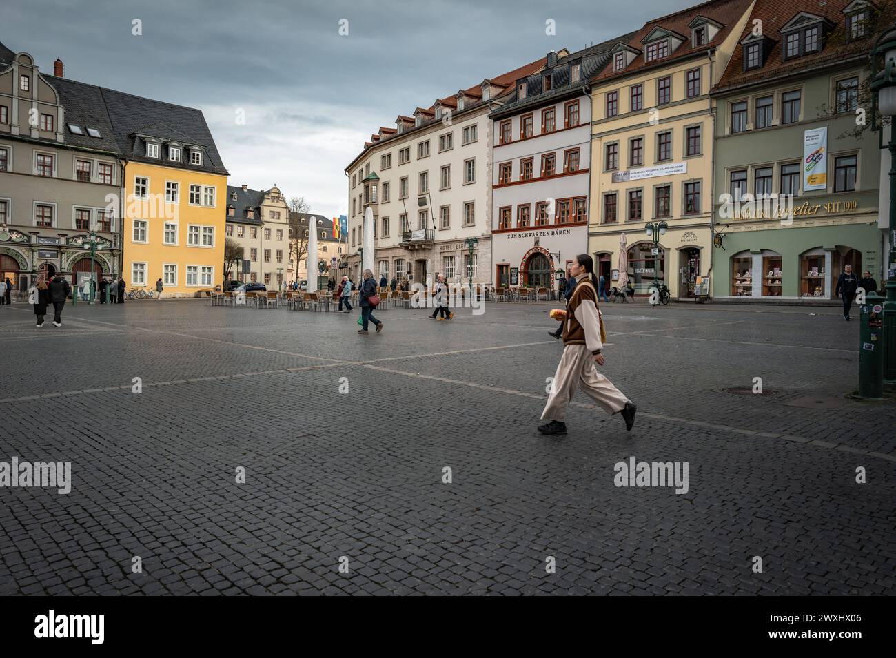 Weimar im Bundesland Thüringen: Am Marktplatz - 30.03.2023 Weimar *** Weimar im Land Thüringen am Marktplatz 30 03 2023 Weimar Stockfoto