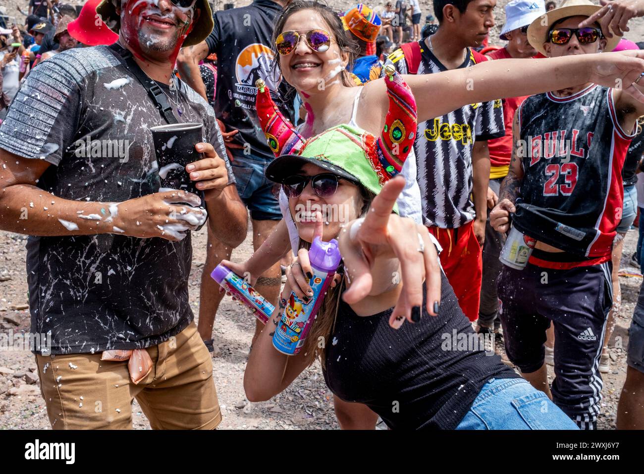 Karnevalsfeiern Beim Jährlichen Karneval In Tilcara, Provinz Jujuy, Argentinien. Stockfoto