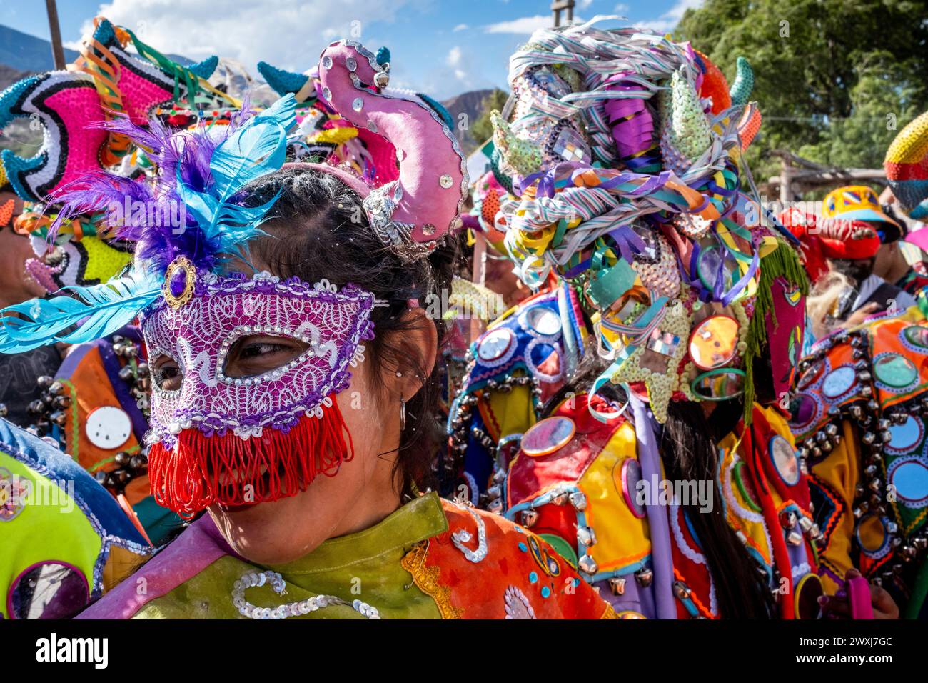 In Teufelskostümen Gekleidete Einheimische Nehmen Am Jährlichen Karneval In Tilcara, Provinz Jujuy, Argentinien Teil. Stockfoto