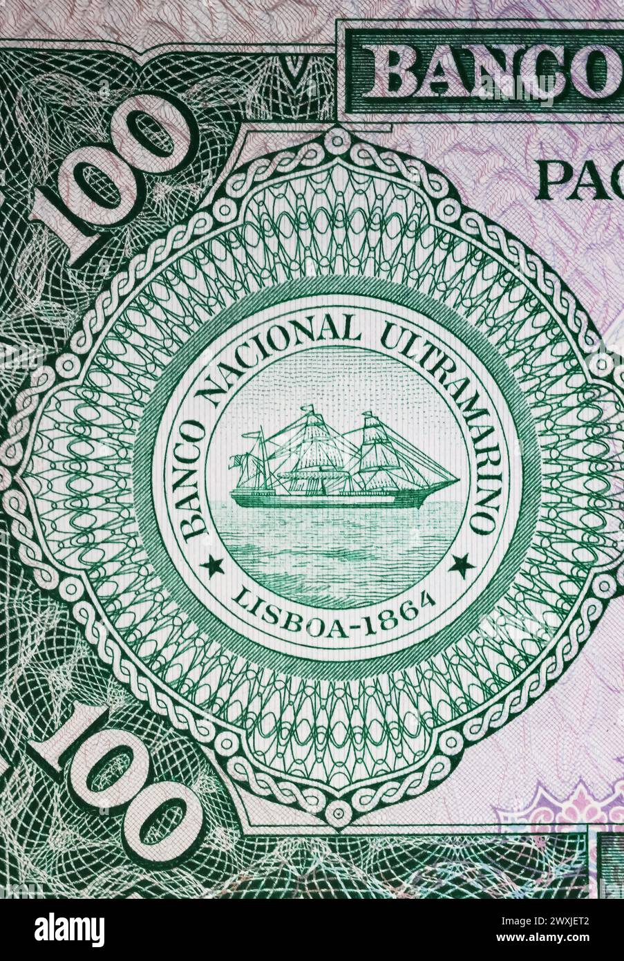 Siegel der portugiesischen Banco National Ultramarino auf Mosambik 100 Escudos Banknote aus den 60er Jahren (Schwerpunkt auf Mitte) Stockfoto