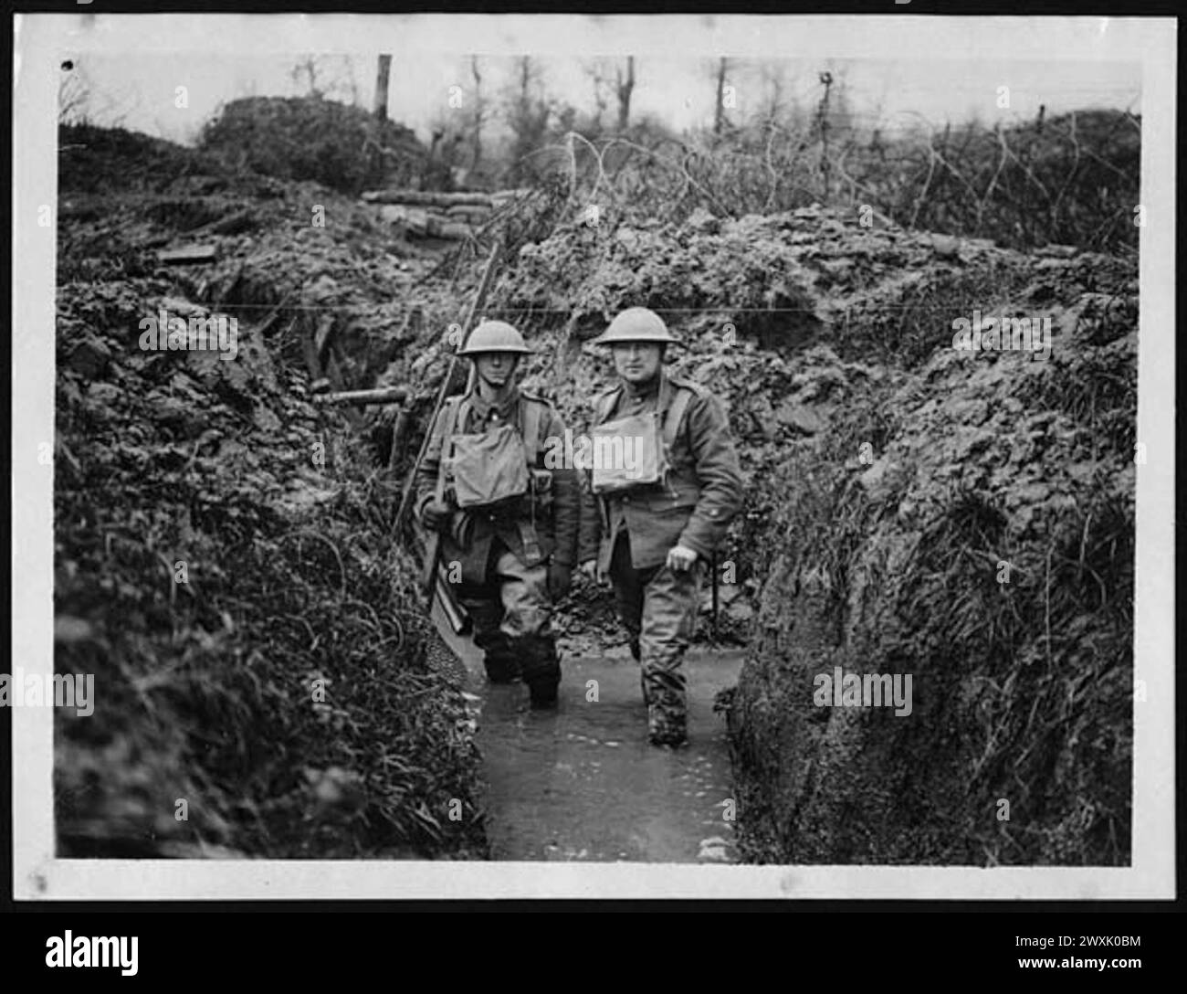 Überflutete Gräben, Westfront, während des Ersten Weltkriegs Stockfoto