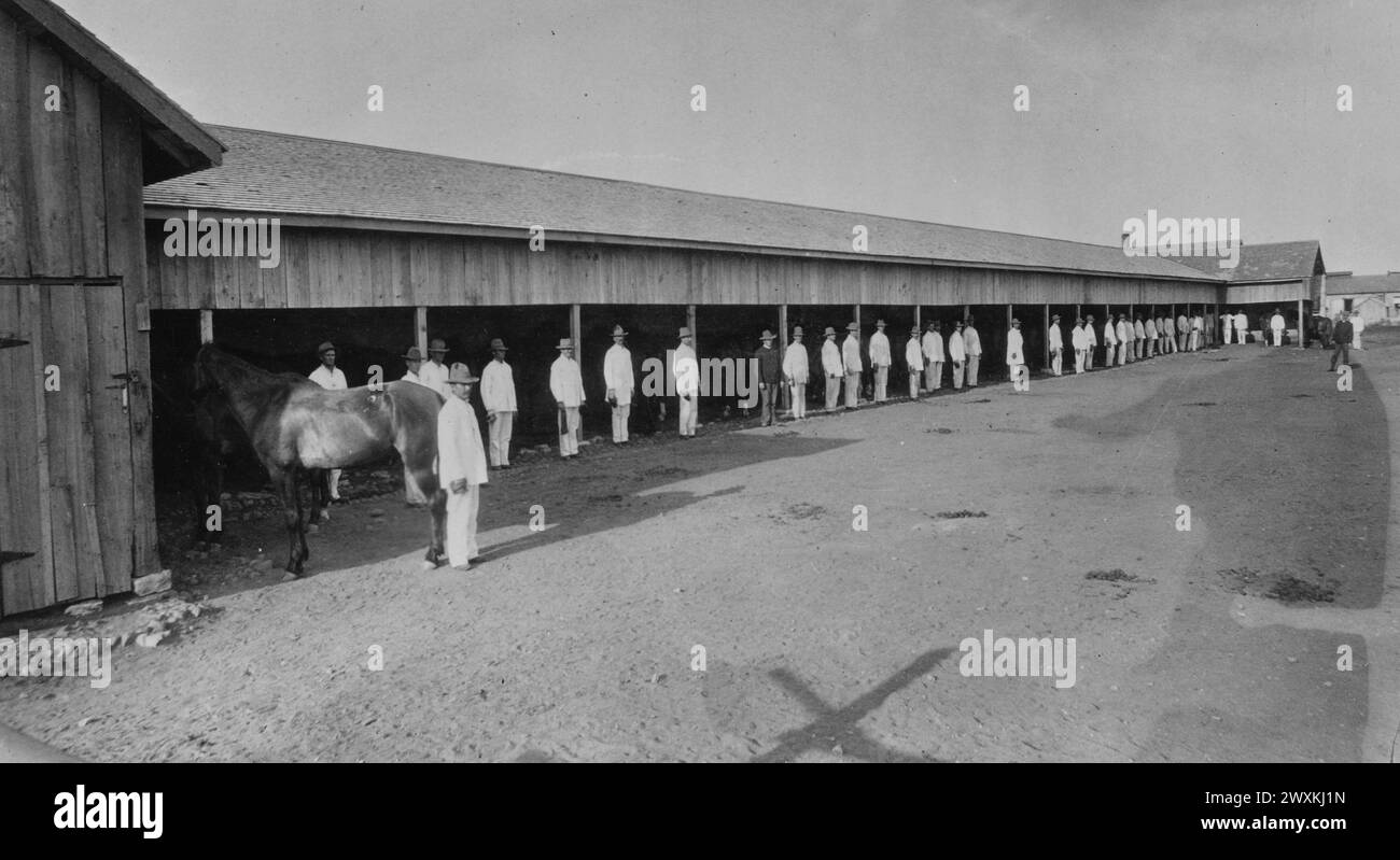 Truppe E, 1. Kavallerie, Stables, in Fort Sill, Oklahoma Territory CA. 1896 Stockfoto