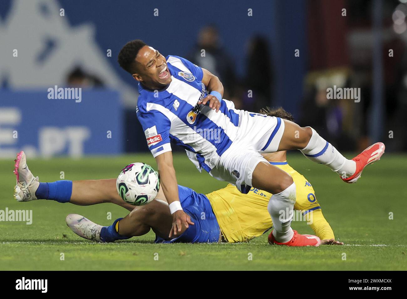 Cascais, 30/2024 - Grupo Desportivo Estoril Praia hat heute Abend den Futebol Clube do Porto im Stadion António Coimbra da Mota in Estoril im Spiel der 27. Runde der 1. Liga Portugal Betclic, Saison 2023/24. Wendell (Gerardo Santos / Global Imagens) Stockfoto